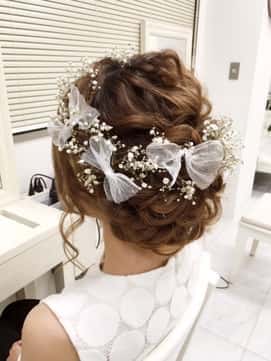 花嫁に人気の髪型は 髪の長さ 顔の形別 最新ウエディングヘア特集 Life